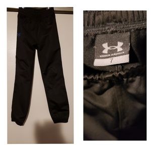 Boy's Under Armor Brand jogger pants Size 7